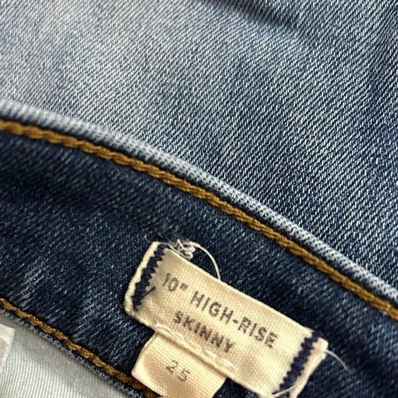 Madewell 10” High Rise Skinny Jeans - Picture 8 of 8